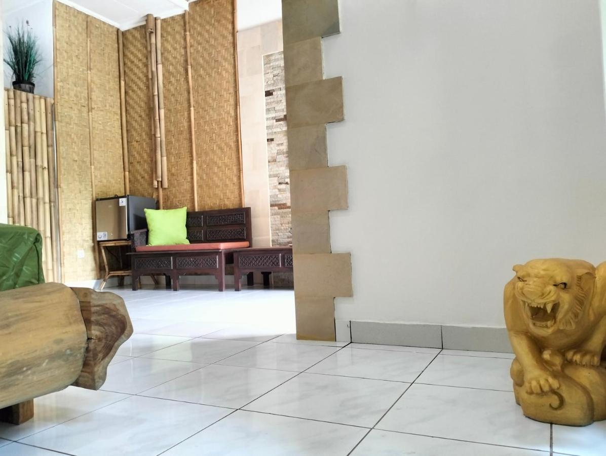 Kaia Lovina Guest House Junior Suite Exterior foto