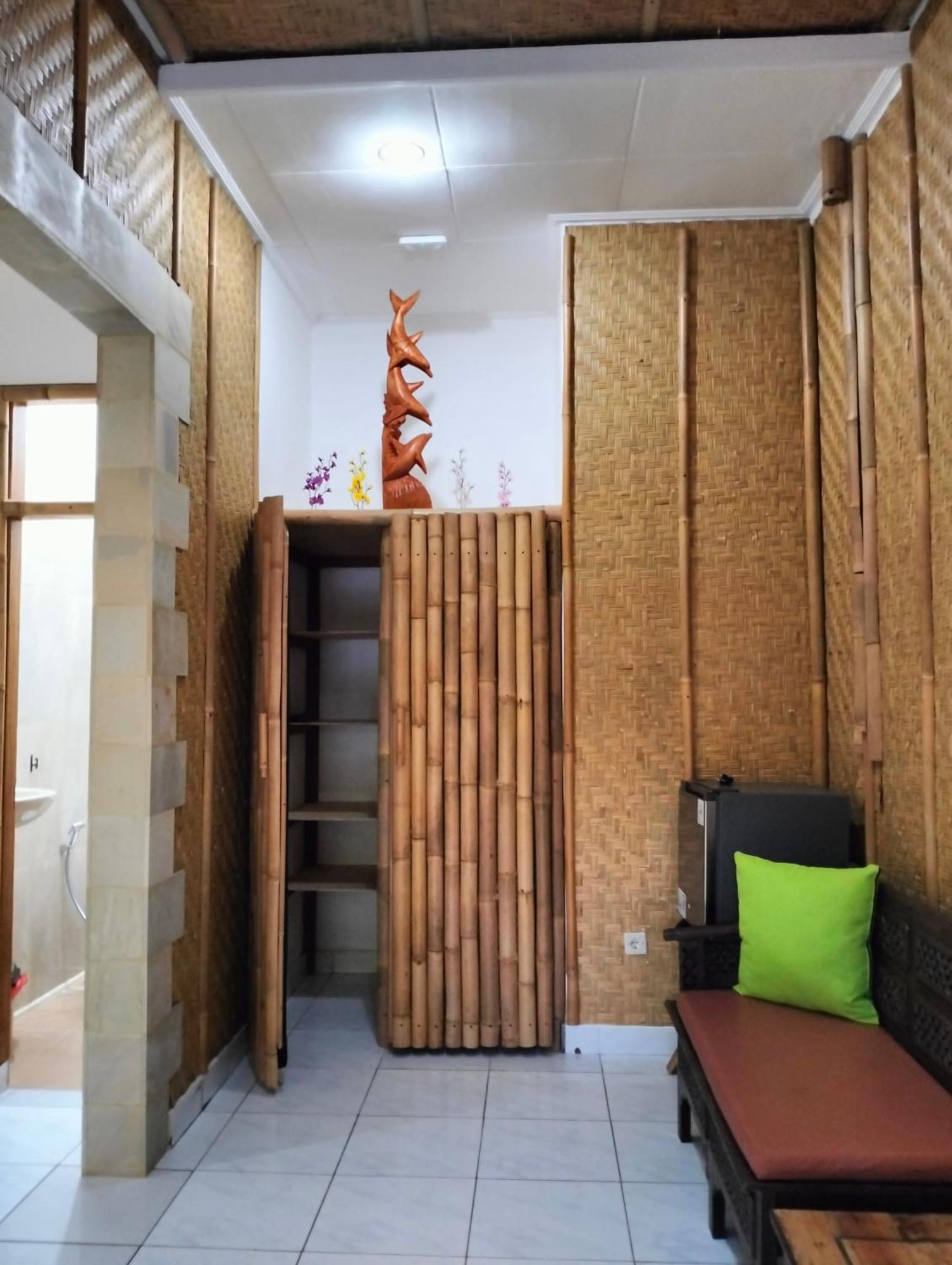Kaia Lovina Guest House Junior Suite Exterior foto