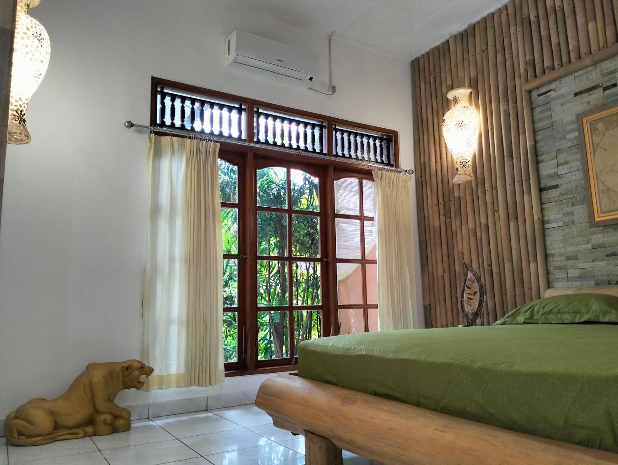 Kaia Lovina Guest House Junior Suite Exterior foto